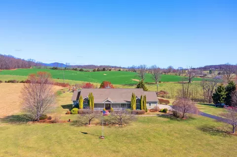 93 Pleasant Hill Ln, Churchville, VA 24421