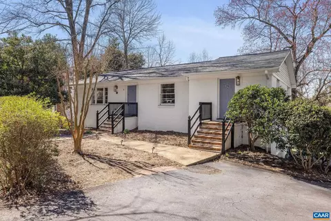 26 University Cir, Charlottesville, VA 22903