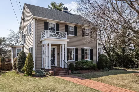 25 Maplehurst Ave, Harrisonburg, VA 22801