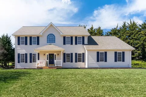 61 Peterson Pl, Fishersville, VA 22939