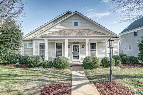 40 Saint Andrews St, Zion Crossroads, VA 22942