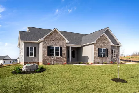 341 Petros Dr, Waynesboro, VA 22980