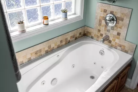 105 Stone Dr, Stuarts Draft, VA 24477 photo 34