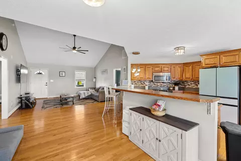 105 Stone Dr, Stuarts Draft, VA 24477 photo 13