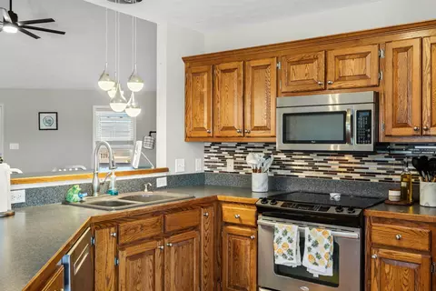 105 Stone Dr, Stuarts Draft, VA 24477 photo 15