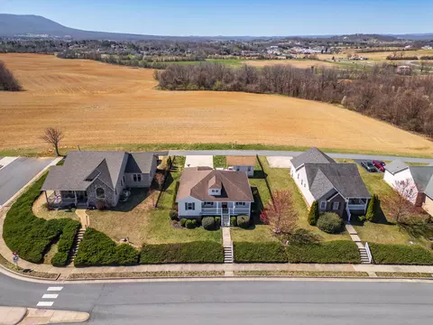 105 Stone Dr, Stuarts Draft, VA 24477 photo 59