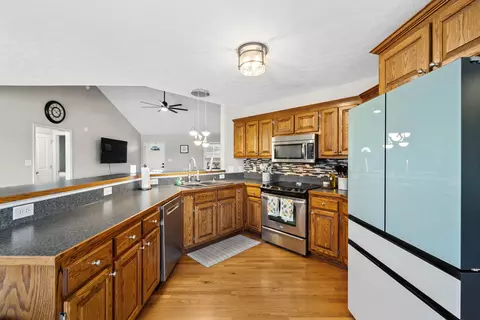105 Stone Dr, Stuarts Draft, VA 24477 photo 14