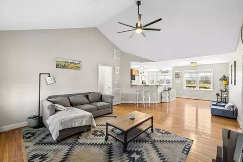 105 Stone Dr, Stuarts Draft, VA 24477 photo 11