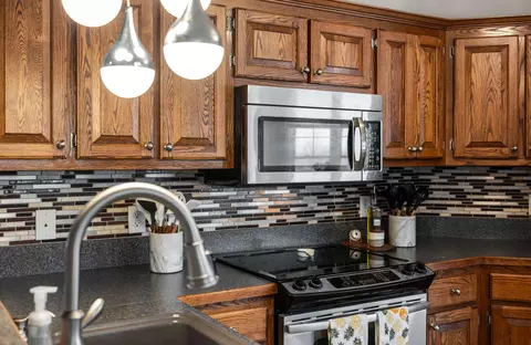 105 Stone Dr, Stuarts Draft, VA 24477 photo 17