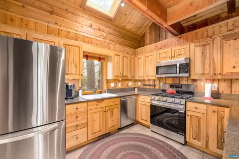 14 E Laurel Dr E, Madison, VA 22727 photo 18