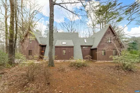 14 E Laurel Dr E, Madison, VA 22727