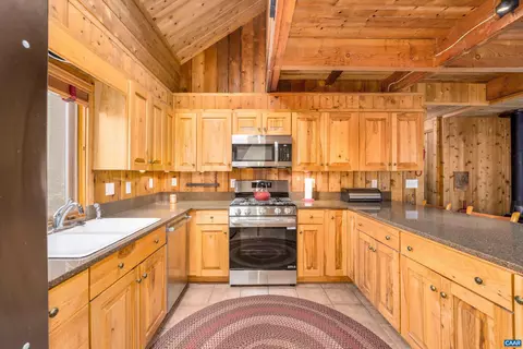 14 E Laurel Dr E, Madison, VA 22727 photo 17