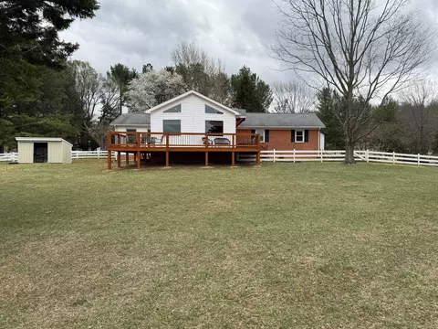 301 Guthrie Rd, Stuarts Draft, VA 24477 photo 16