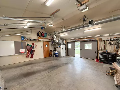 301 Guthrie Rd, Stuarts Draft, VA 24477 photo 58
