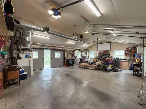 301 Guthrie Rd, Stuarts Draft, VA 24477 photo 59
