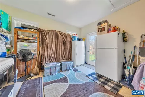 1060 Pendleton Dr, Waynesboro, VA 22980 photo 25