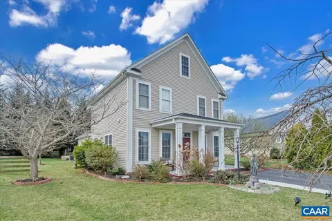 1060 Pendleton Dr, Waynesboro, VA 22980 photo 9