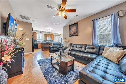 1060 Pendleton Dr, Waynesboro, VA 22980 photo 19