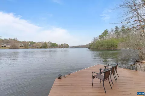 View/Area - 19 Hawks Pl, Palmyra, VA 22963 photo 13 of 21