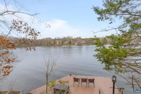 View/Area - 19 Hawks Pl, Palmyra, VA 22963 photo 5 of 21