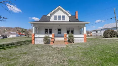 193 Maple Ave, Franklin, WV 26807