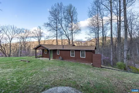 407 Windy Knoll Ln, Stanardsville, VA 22973