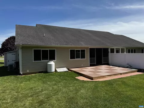 56 Meriwether Cir, Stuarts Draft, VA 24477 photo 36