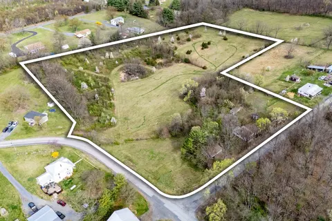 12039 Hupp Rd, Broadway, VA 22815