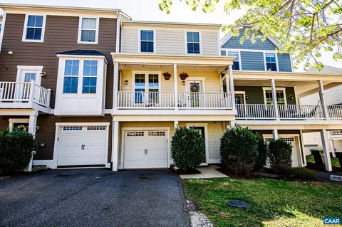 1469 Wickham Pond Dr, Charlottesville, VA 22901