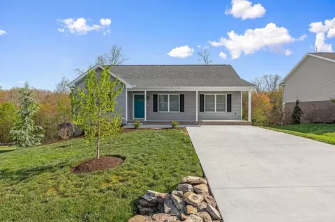 1440 Mandolin Ave, Grottoes, VA 24441