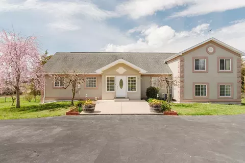 1792 Fadley Rd, Weyers Cave, VA 24486