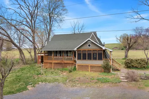 393 Swann Rd, Edinburg, VA 22824