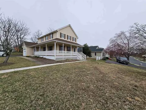 1900 Monroe St, Waynesboro, VA 22980