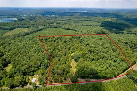 483 Spring Rd, Bremo Bluff, VA 23022