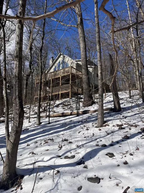 30 Stony Cove Ln, Wintergreen, VA 22967