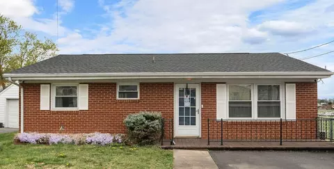 27 Verona Court Blvd, Verona, VA 24482