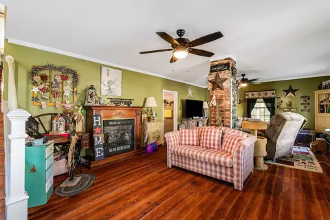 1233 Stack St, Staunton, VA 24401 photo 7