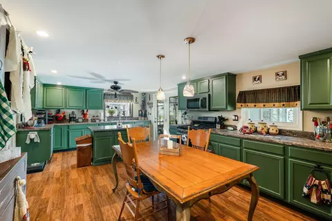 1233 Stack St, Staunton, VA 24401 photo 10