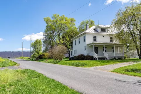 88 Cardinal Rd, New Market, VA 22844