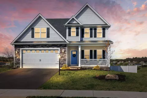 165 Tomasville Dr, Waynesboro, VA 22980