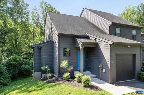 1517 Birnam Dr, Charlottesville, VA 22901