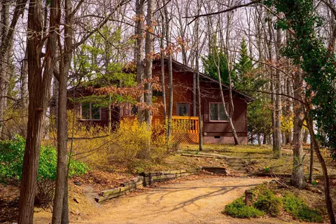 2829 Lanier Ln, Mcgaheysville, VA 22840