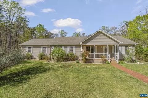22 Evergreen Ln, Gordonsville, VA 22942