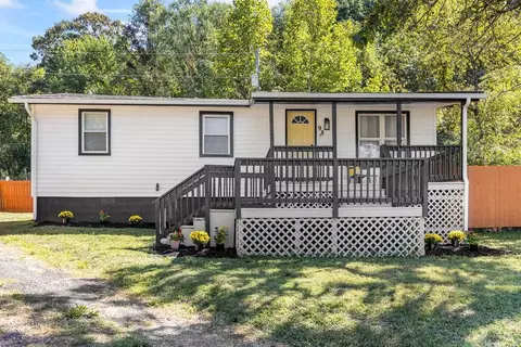 98 Spring Ln, Gladstone, VA 24553 photo 4
