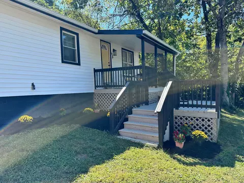 98 Spring Ln, Gladstone, VA 24553 photo 7