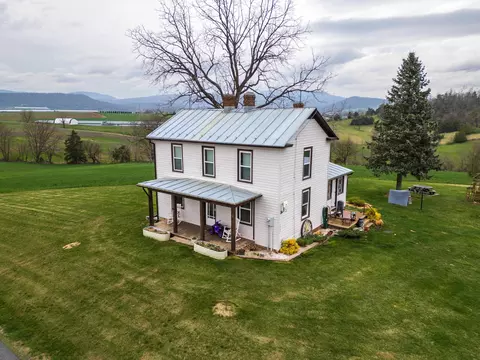 6746 Horeb Church Rd, Dayton, VA 22821