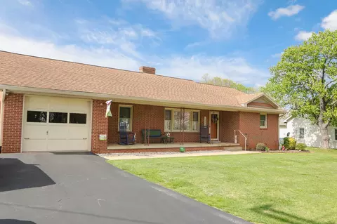1623 Stuarts Draft Hwy, Stuarts Draft, VA 24477