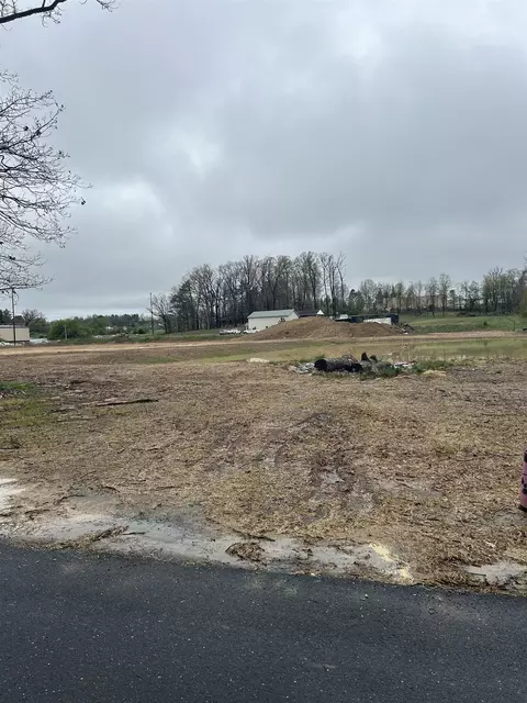 Johnson Dr, Stuarts Draft, VA 24477 photo 8