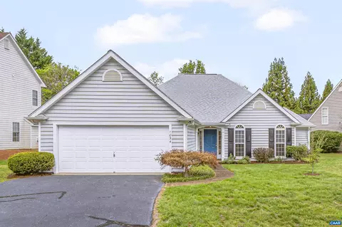 1054 Autumn Hill Ct, Crozet, VA 22932