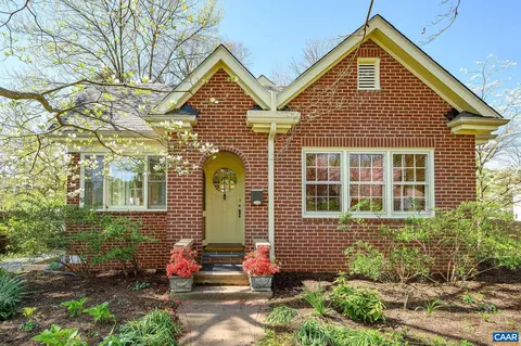624 Davis Ave, Charlottesville, VA 22901